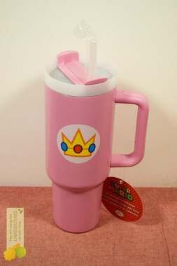 Nintendo Super Mario Stainless Steel 40oz Princess Peach Tumbler (Marks)